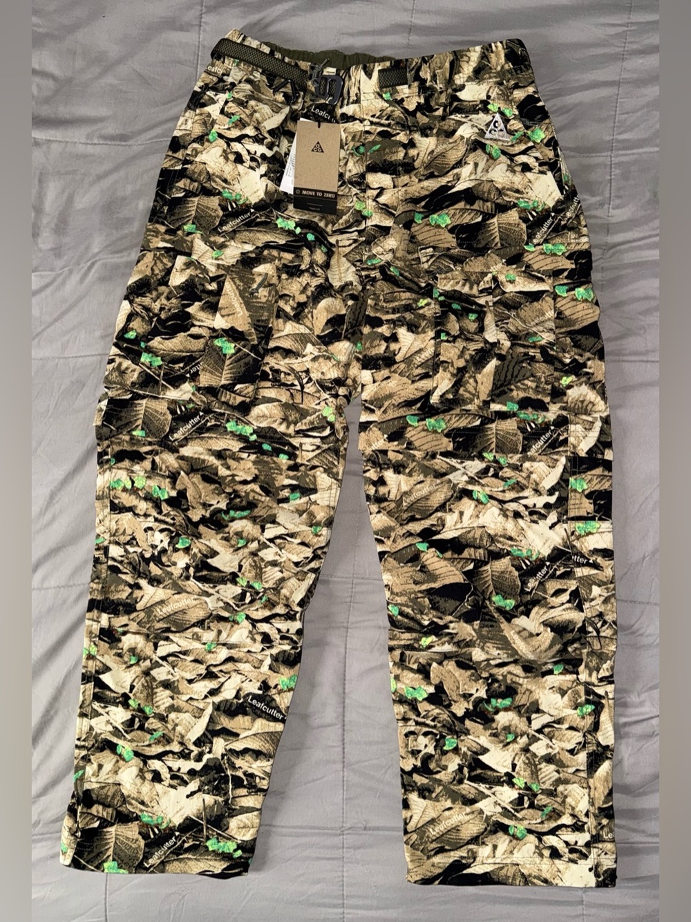 Nike ACG Smith Summit Water Repellent UV Leafcutter Cargo Pants M HQ0199-297